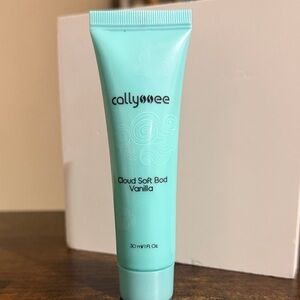 3/$15🌸 Callyssee Cloud Soft Bod Vanilla Lotion- Travel Size